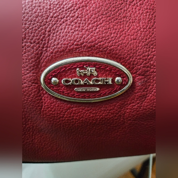 Coach EDIE Pebbled Leather Hobo/Shoulder bag - Picture 3 of 16